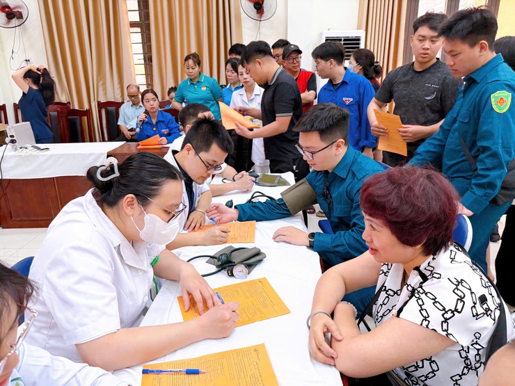 Thanh Liệt: Hơn 500 tình nguyện viên tham gia Ngày hội hiến máu đợt 1/2026- Ảnh 8.