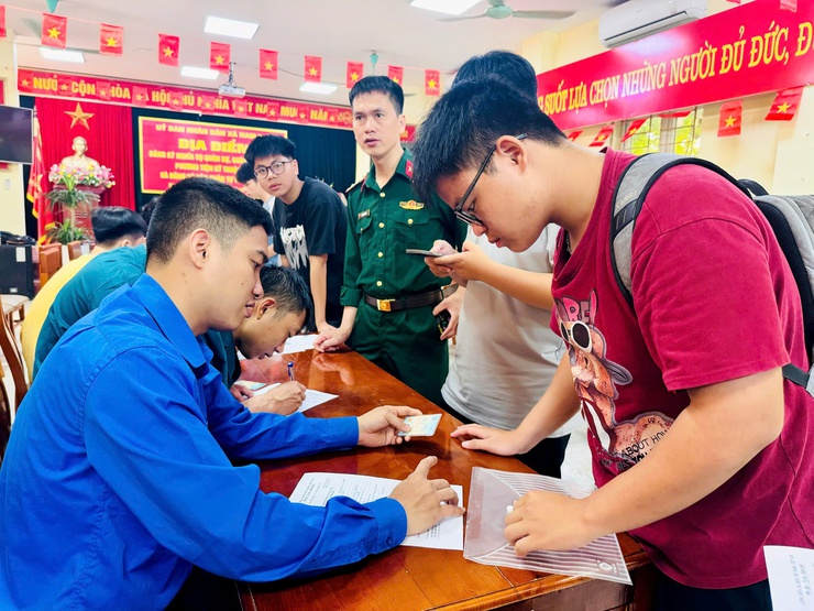  Nam Phù: Đăng ký nghĩa vụ quân sự, dân quân tự vệ – quản lý chặt nguồn, sẵn sàng cho nhiệm vụ quốc phòng năm 2026- Ảnh 16.