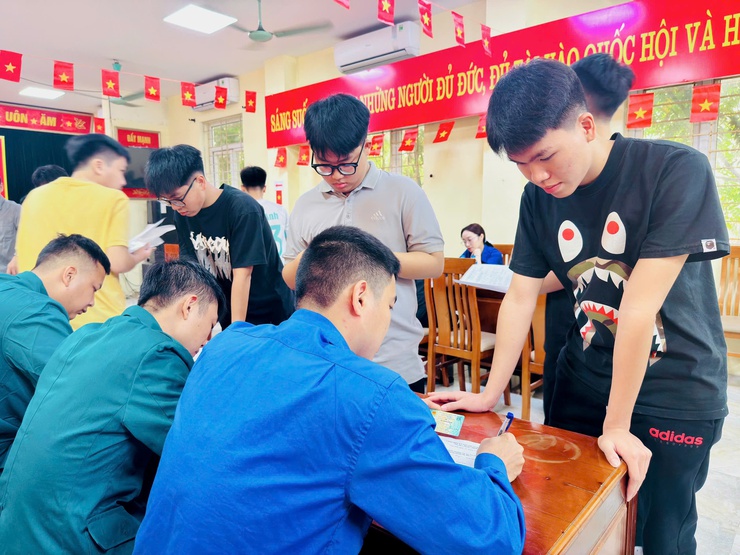  Nam Phù: Đăng ký nghĩa vụ quân sự, dân quân tự vệ – quản lý chặt nguồn, sẵn sàng cho nhiệm vụ quốc phòng năm 2026- Ảnh 17.