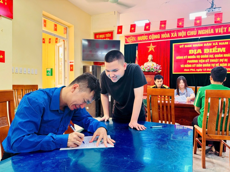 Nam Phù: Đăng ký nghĩa vụ quân sự, dân quân tự vệ – quản lý chặt nguồn, sẵn sàng cho nhiệm vụ quốc phòng năm 2026- Ảnh 28.
