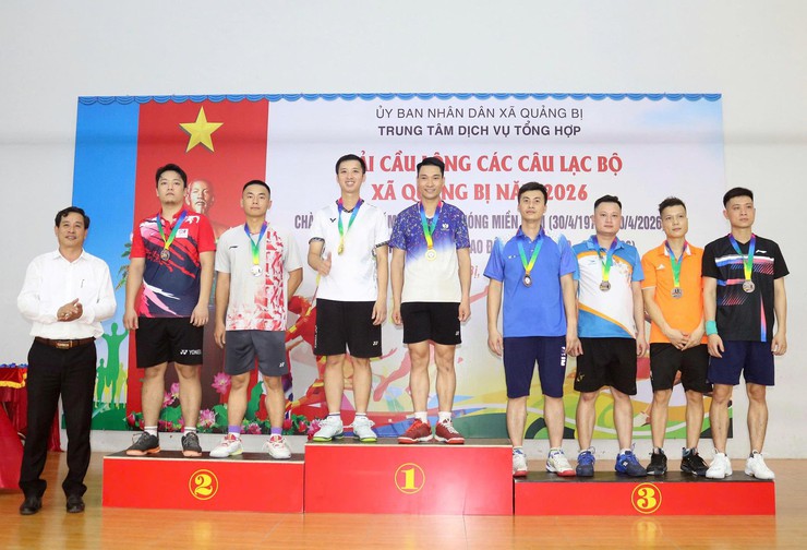 Sôi nổi Giải cầu lông các Câu lạc bộ xã Quảng Bị năm 2026- Ảnh 11.