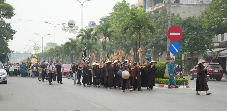 Sơn Tây trang trọng tổ chức Lễ tang Mẹ Việt Nam Anh hùng Nguyễn Thị Phận- Ảnh 4.