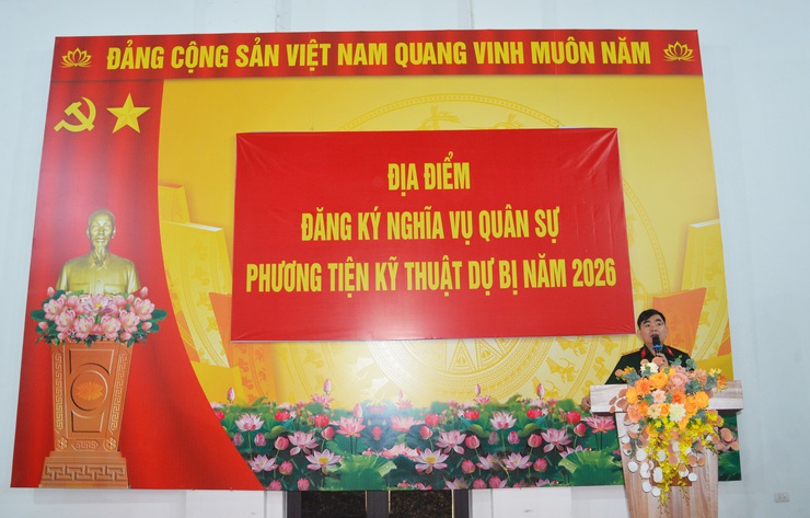 Phường Tùng Thiện tổ chức đăng ký nghĩa vụ quân sự, quân nhân dự bị và phương tiện kỹ thuật dự bị năm 2026- Ảnh 1.
