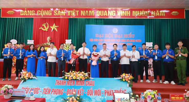 Thanh niên Minh Châu khát vọng cống hiến, tiên phong chuyển đổi số và phát triển quê hương- Ảnh 12.