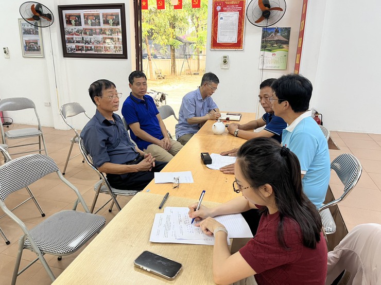 Phường Bồ Đề đẩy nhanh tiến độ bàn giao mặt bằng sạch phục vụ dự án cầu Tứ Liên- Ảnh 4.