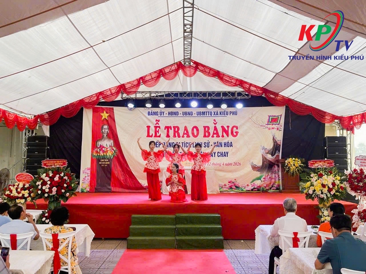 Lễ đón nhận bằng công nhận di tích lịch sử văn hóa cấp Thành phố Đình Cấn Giang- thôn Cây Chay- Ảnh 8.