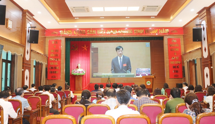 Đảng ủy xã Quốc Oai tiếp sóng Hội nghị toàn quốc quán triệt Nghị quyết trung ương 2 (khóa XIV)- Ảnh 4.