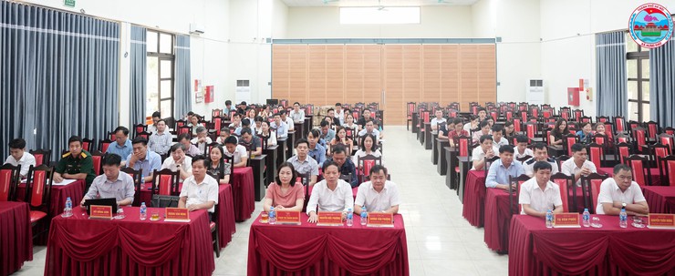 XÃ HƯNG ĐẠO THAM DỰ HỘI NGHỊ QUÁN TRIỆT NGHỊ QUYẾT TRUNG ƯƠNG 2 KHÓA XIV- Ảnh 1.