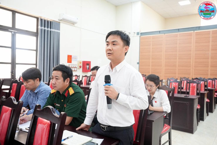 HỘI ĐỒNG NHÂN DÂN XÃ HƯNG ĐẠO TỔ CHỨC HỘI NGHỊ SƠ KẾT QUÝ I, TRIỂN KHAI NHIỆM VỤ TRỌNG TÂM QUÝ II NĂM 2026- Ảnh 8.