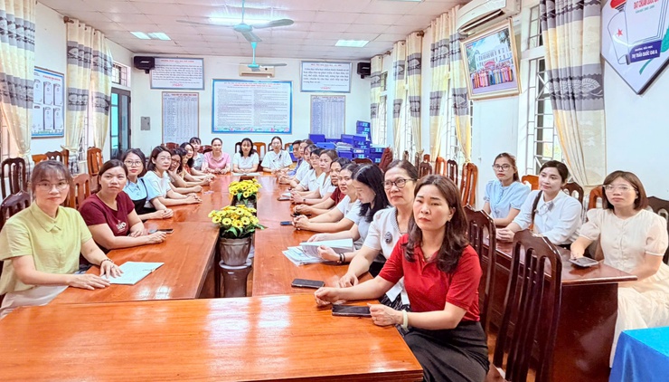 Đảng ủy xã Quốc Oai tiếp sóng Hội nghị toàn quốc quán triệt Nghị quyết trung ương 2 (khóa XIV)- Ảnh 12.