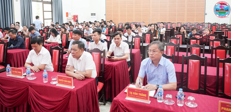 XÃ HƯNG ĐẠO THAM DỰ HỘI NGHỊ QUÁN TRIỆT NGHỊ QUYẾT TRUNG ƯƠNG 2 KHÓA XIV- Ảnh 2.