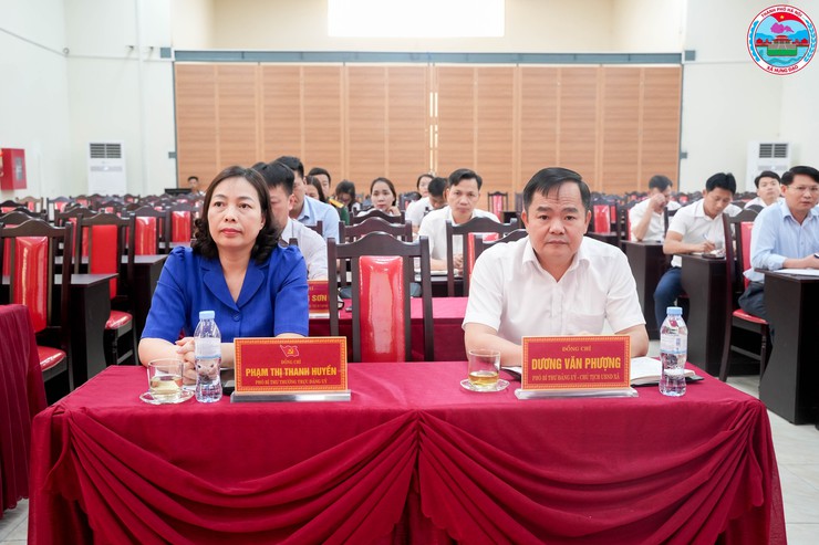 HỘI ĐỒNG NHÂN DÂN XÃ HƯNG ĐẠO TỔ CHỨC HỘI NGHỊ SƠ KẾT QUÝ I, TRIỂN KHAI NHIỆM VỤ TRỌNG TÂM QUÝ II NĂM 2026- Ảnh 2.