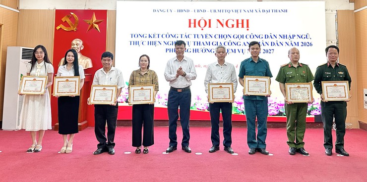 Xã Đại Thanh tổng kết công tác tuyển chọn gọi công dân nhập ngũ, thực hiện nghĩa vụ tham gia Công an nhân dân năm 2026, triển khai phương hướng, nhiệm vụ năm 2027.- Ảnh 10.