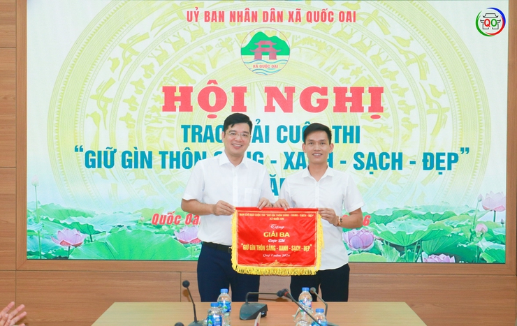 QUỐC OAI TRAO GIẢI CUỘC THI "GIỮ GÌN THÔN SÁNG - XANH - SẠCH - ĐẸP" QUÝ I NĂM 2026- Ảnh 6.