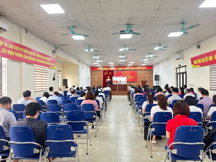 PHƯỜNG LĨNH NAM THAM DỰ HỘI NGHỊ TRỰC TUYẾN TOÀN QUỐC NGHIÊN CỨU, HỌC TẬP, QUÁN TRIỆT NGHỊ QUYẾT HỘI NGHỊ LẦN THỨ 2 BAN CHẤP HÀNH TRUNG ƯƠNG ĐẢNG KHÓA XIV.- Ảnh 4.