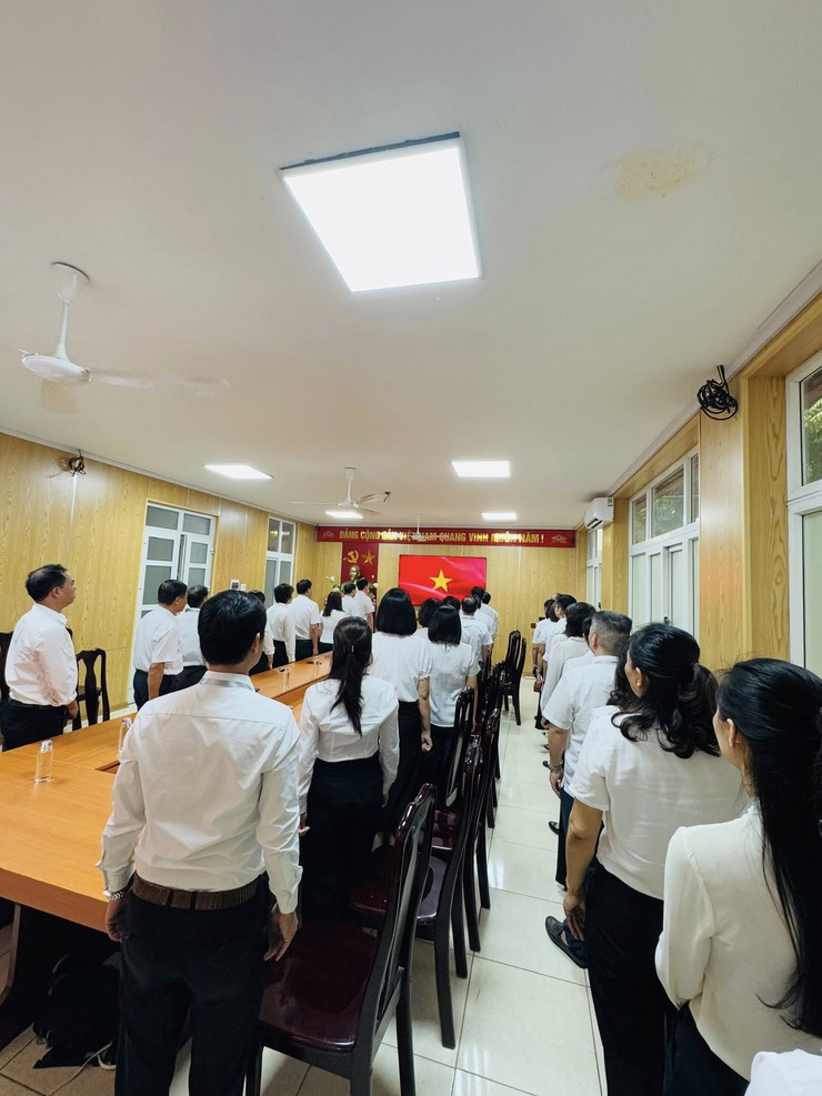 Lễ sinh hoạt dưới cờ tháng 4/2026 cơ quan Đảng, đoàn thể Phường- Ảnh 2.