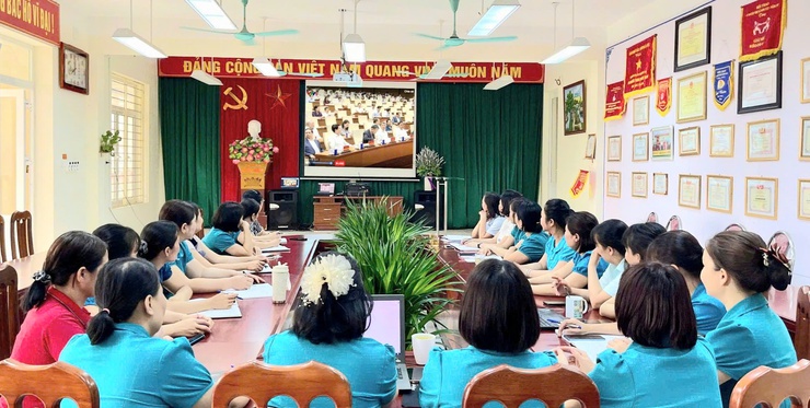 Xã Đoài Phương tham dự hội nghị toàn quốc quán triệt, triển khai thực hiện Nghị quyết Trung ương 2 (khóa XIV)- Ảnh 4.