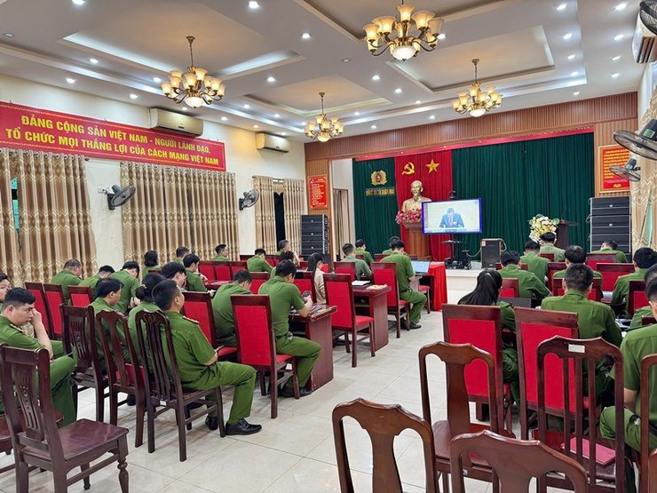 Gần 2,2 triệu cán bộ, đảng viên dự hội nghị quán triệt, triển khai thực hiện Nghị quyết Trung ương 2 (khóa XIV)- Ảnh 15.