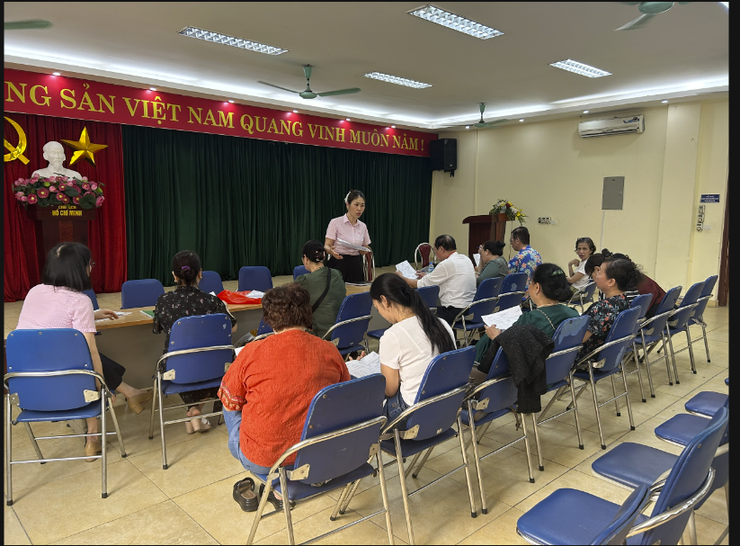 TẬP HUẤN NÂNG CAO NĂNG LỰC VÀ CHẤT LƯỢNG HOẠT ĐỘNG CHO CÁC TỔ TRƯỞNG TỔ TIẾT KIỆM VÀ VAY VỐN PHƯỜNG ĐỐNG ĐA

- Ảnh 2.