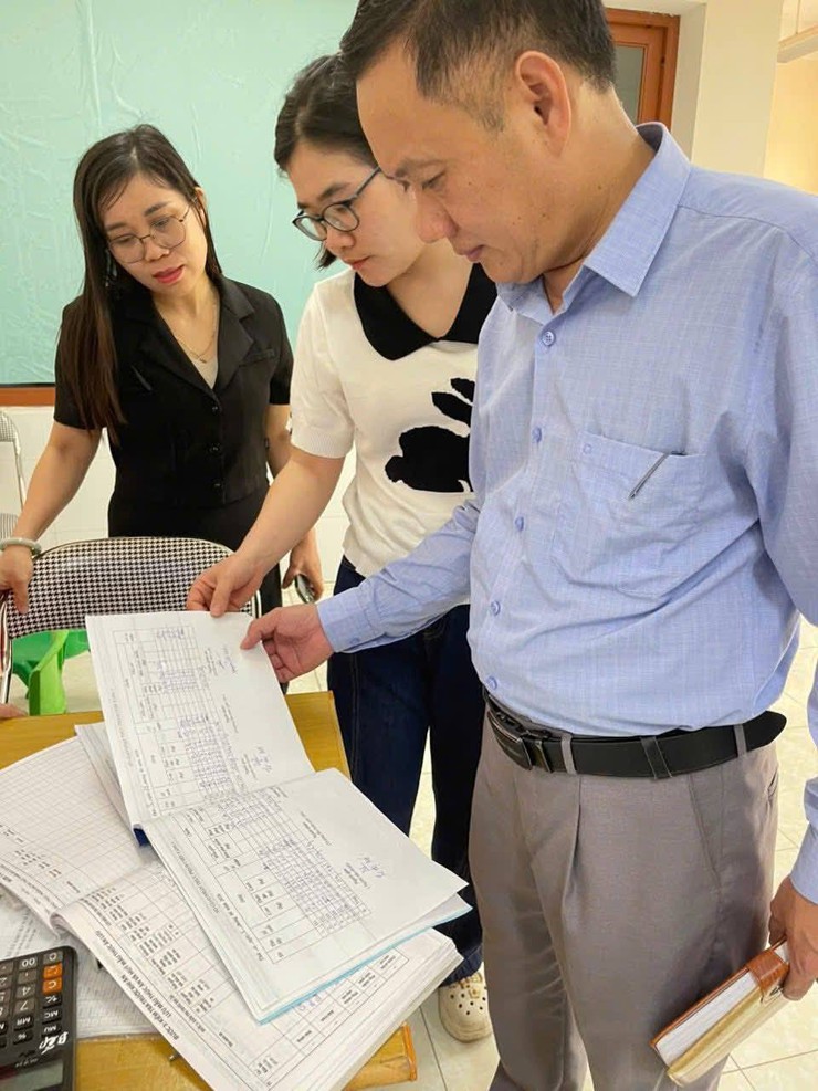 Tăng cường kiểm tra công tác ATTP tại các trường học- Ảnh 1.