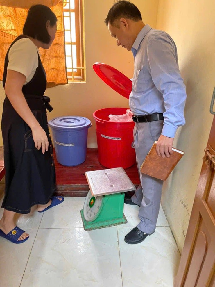 Tăng cường kiểm tra công tác ATTP tại các trường học- Ảnh 2.