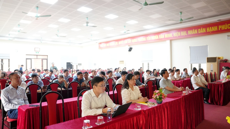 Phường Yên Nghĩa tham dự Hội nghị toàn quốc nghiên cứu, học tập, quán triệt và triển khai thực hiện Nghị quyết Hội nghị Trung ương 2 (khóa XIV)- Ảnh 1.