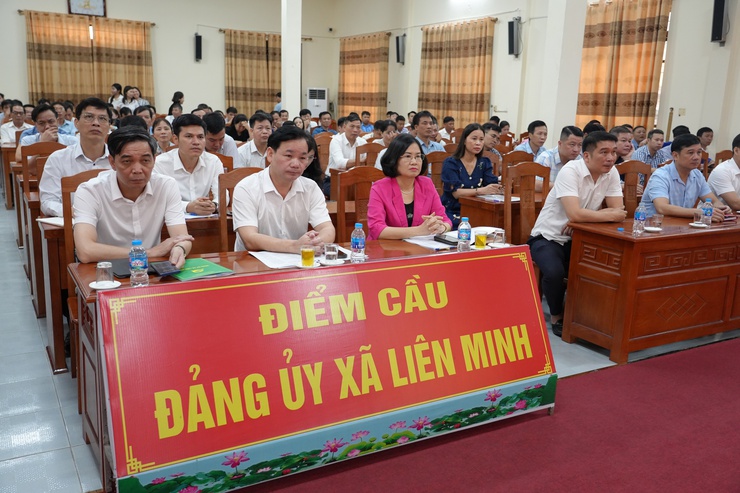 Đảng ủy xã Liên Minh tiếp sóng Hội nghị quán triệt, triển khai thực hiện Nghị quyết Trung ương 2 (khóa XIV)- Ảnh 2.