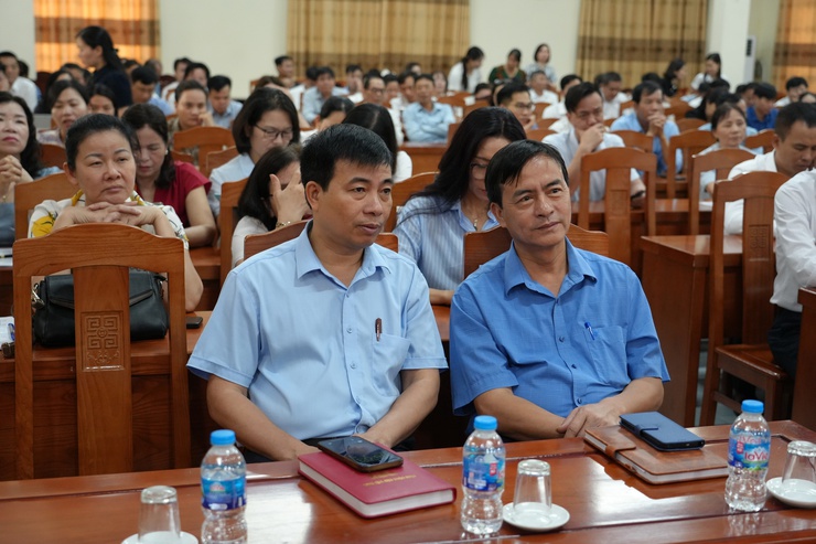 Đảng ủy xã Liên Minh tiếp sóng Hội nghị quán triệt, triển khai thực hiện Nghị quyết Trung ương 2 (khóa XIV)- Ảnh 4.