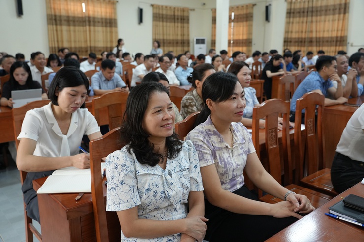 Đảng ủy xã Liên Minh tiếp sóng Hội nghị quán triệt, triển khai thực hiện Nghị quyết Trung ương 2 (khóa XIV)- Ảnh 7.