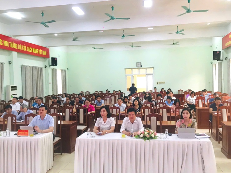 Xã Ngọc Hồi tham gia Hội nghị toàn quốc quán triệt, triển khai Nghị quyết Hội nghị Trung ương lần thứ hai, khóa XIV- Ảnh 2.