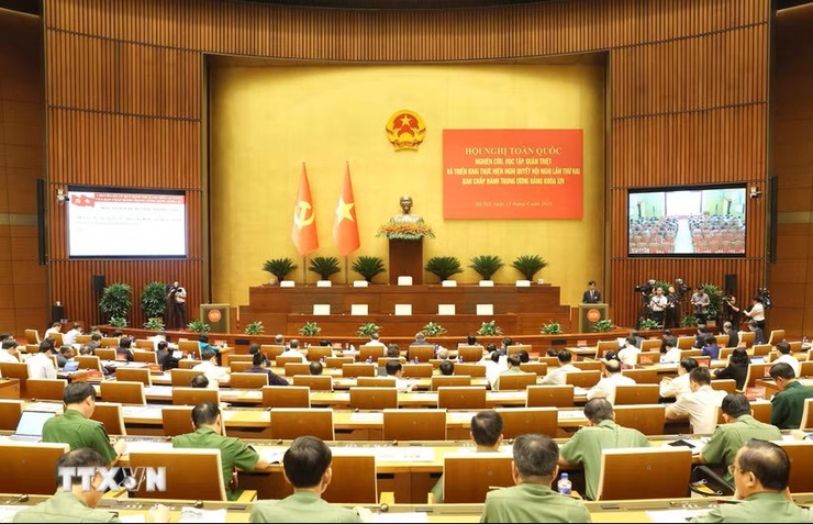 Đảng bộ phường Giảng Võ tổ chức các điểm cầu trực tuyến học tập, quán triệt Nghị quyết Trung ương lần thứ hai khóa XIV- Ảnh 1.