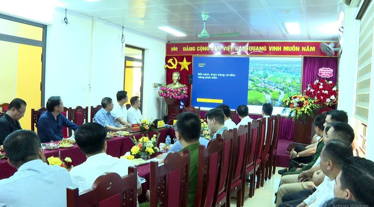 UBND xã Hát Môn tổ chức tọa đàm góp ý xây dựng Đề án phát triển kinh tế - xã hội giai đoạn 2026-2030- Ảnh 1.