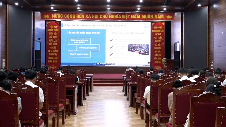 Hội nghị toàn quốc nghiên cứu, học tập, quán triệt và triển khai thực hiện Nghị quyết Hội nghị lần thứ hai Ban Chấp hành Trung ương Đảng khóa XIV- Ảnh 3.