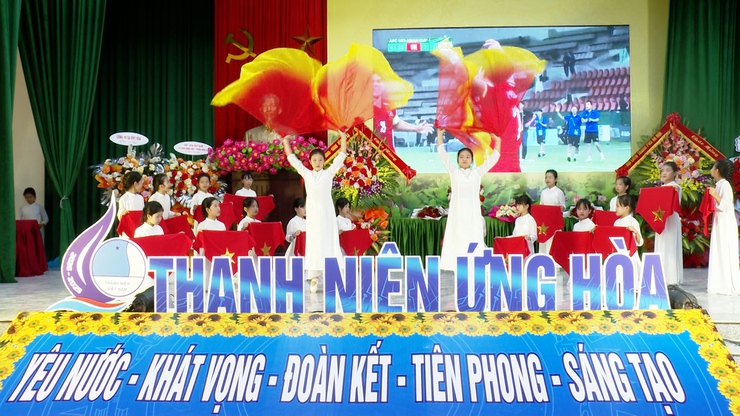 Thanh niên Ứng Hòa “Yêu nước - Khát vọng - Đoàn kết - Tiên phong - Sáng tạo - Tự tin” bước vào kỷ nguyên mới.- Ảnh 16.
