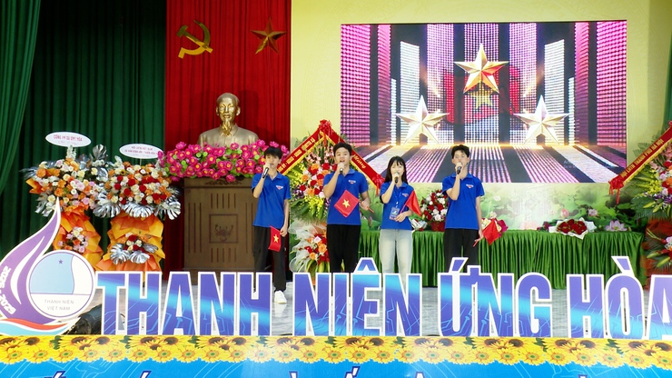 Thanh niên Ứng Hòa “Yêu nước - Khát vọng - Đoàn kết - Tiên phong - Sáng tạo - Tự tin” bước vào kỷ nguyên mới.- Ảnh 13.