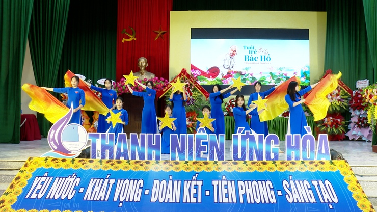 Thanh niên Ứng Hòa “Yêu nước - Khát vọng - Đoàn kết - Tiên phong - Sáng tạo - Tự tin” bước vào kỷ nguyên mới.- Ảnh 11.