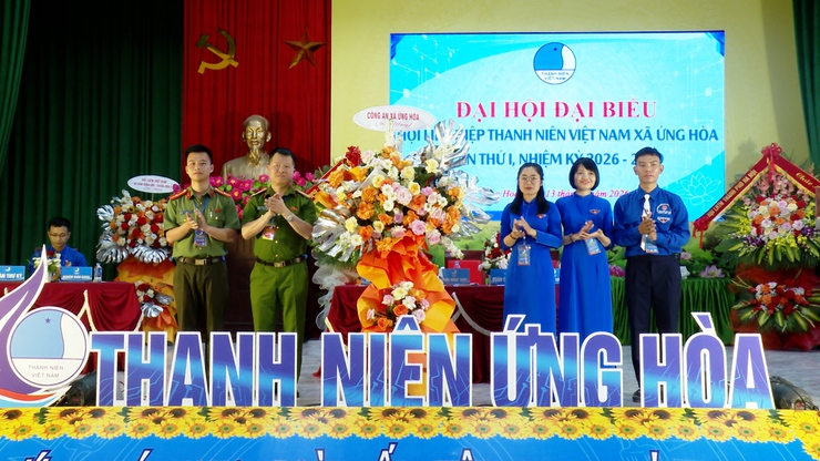 Thanh niên Ứng Hòa “Yêu nước - Khát vọng - Đoàn kết - Tiên phong - Sáng tạo - Tự tin” bước vào kỷ nguyên mới.- Ảnh 21.