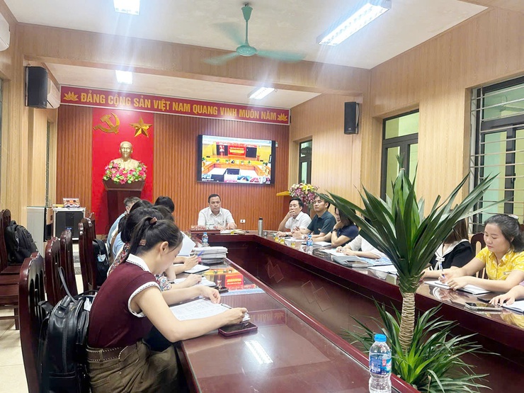 Đảng bộ xã Trần Phú đã tổ chức tiếp sóng Hội nghị toàn quốc nghiên cứu, học tập và triển khai thực hiện Nghị quyết Hội nghị Trung ương 2- Ảnh 8.