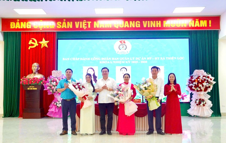Đại hội Công đoàn Ban quản lý dự án Đầu tư - Hạ tầng xã Thiên Lộc lần thứ I, nhiệm kỳ 2025 - 2030- Ảnh 11.