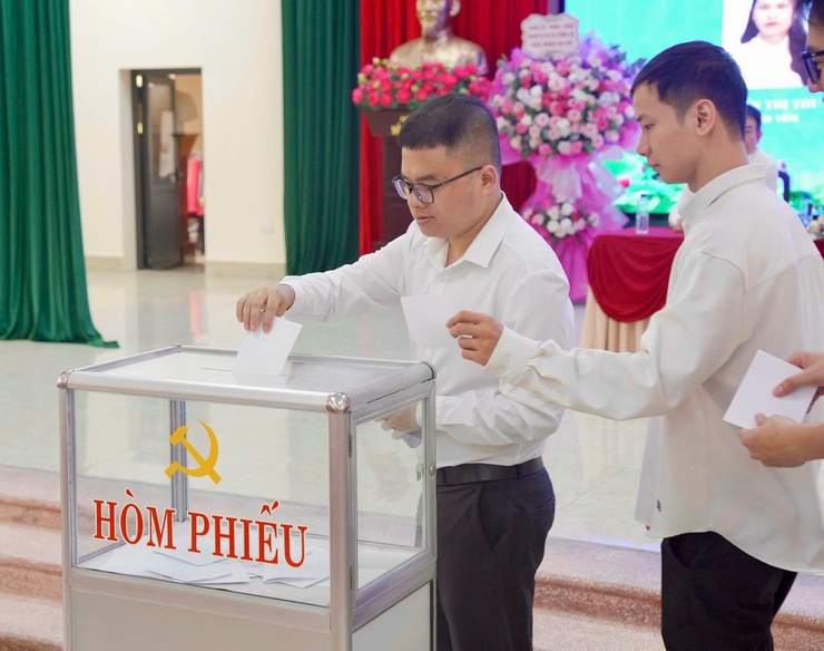 Đại hội Công đoàn Ban quản lý dự án Đầu tư - Hạ tầng xã Thiên Lộc lần thứ I, nhiệm kỳ 2025 - 2030- Ảnh 9.