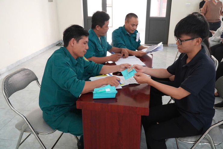 Phượng Dực tổ chức đăng ký nghĩa vụ quân sự và lực lượng dự bị năm 2026 nghiêm túc, hiệu quả- Ảnh 2.