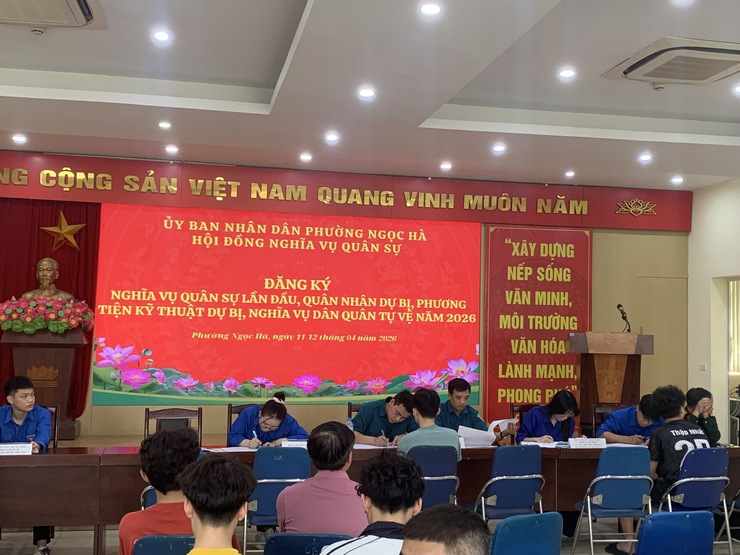 Phường Ngọc Hà tổ chức đăng ký nghĩa vụ quân sự, quân nhân dự bị, phương tiện kỹ thuật dự bị và dân quân tự vệ năm 2026- Ảnh 1.