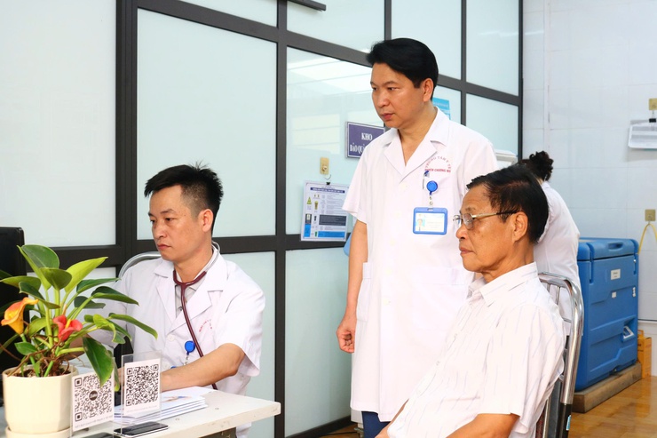 Trạm Y tế xã Hoà Phú khai trương Phòng tiêm chủng dịch vụ- Ảnh 5.