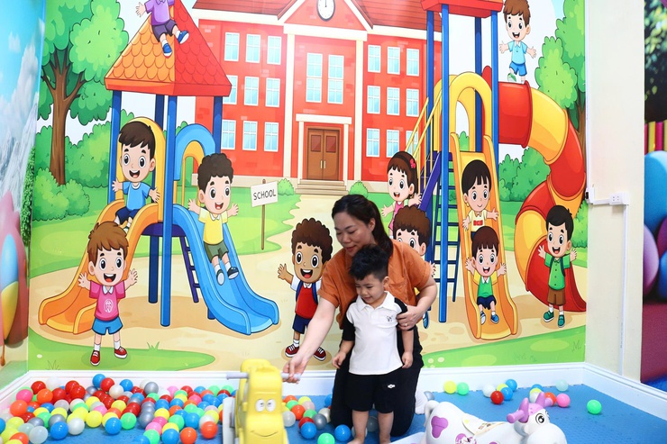 Trạm Y tế xã Hoà Phú khai trương Phòng tiêm chủng dịch vụ- Ảnh 8.