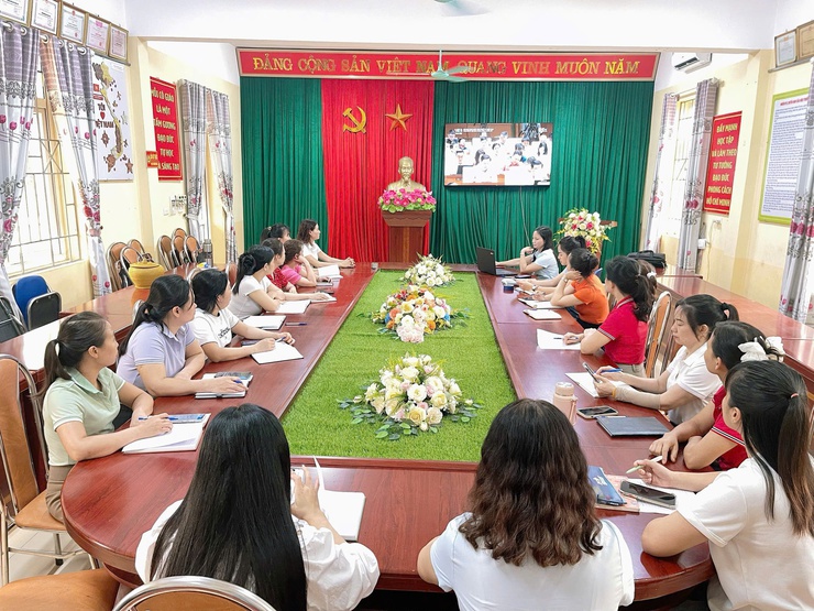 Phú Nghĩa tham dự trực tuyến Hội nghị toàn quốc nghiên cứu, học tập, quán triệt và triển khai thực hiện Nghị quyết Hội nghị lần thứ hai Ban Chấp hành Trung ương Đảng khóa XIV- Ảnh 7.