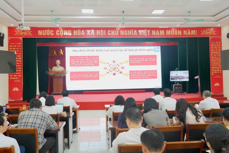 Xã Thiên Lộc tham dự Hội nghị trực tuyến toàn quốc nghiên cứu, học tập, quán triệt, triển khai thực hiện Nghị quyết Hội nghị lần thứ hai Ban Chấp hành Trung ương Đảng khóa XIV- Ảnh 4.