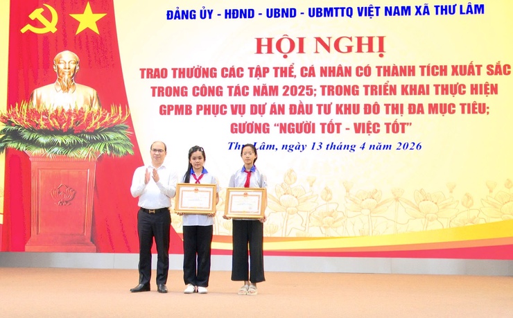 XÃ THƯ LÂM KHEN THƯỞNG CÁC TẬP THỂ, CÁ NHÂN CÓ THÀNH TÍCH XUẤT SẮC NĂM 2025- Ảnh 9.