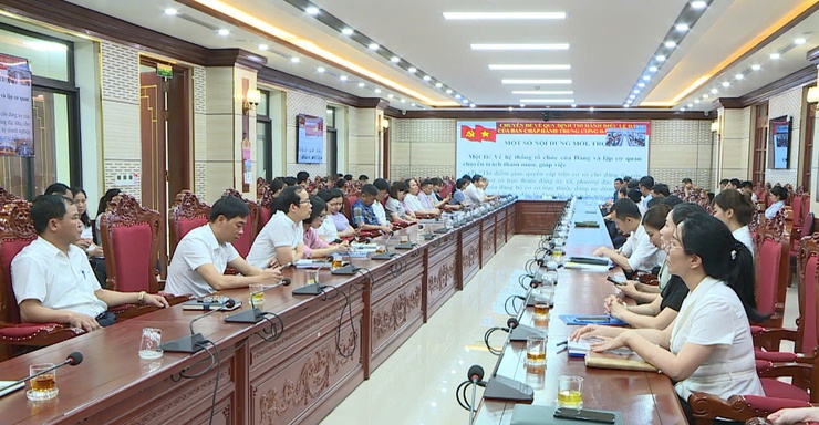 Đảng ủy xã Phúc Thọ tiếp sóng Hội nghị toàn quốc quán triệt, triển khai thực hiện Nghị quyết Trung ương 2 (khóa XIV)- Ảnh 8.