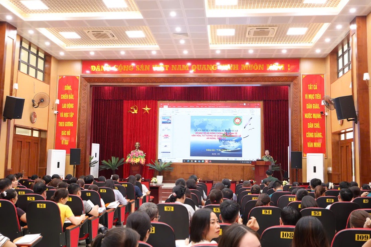 Khai mạc lớp bồi dưỡng kiến thức quốc phòng và an ninh dành cho đối tượng 4 năm 2026- Ảnh 4.