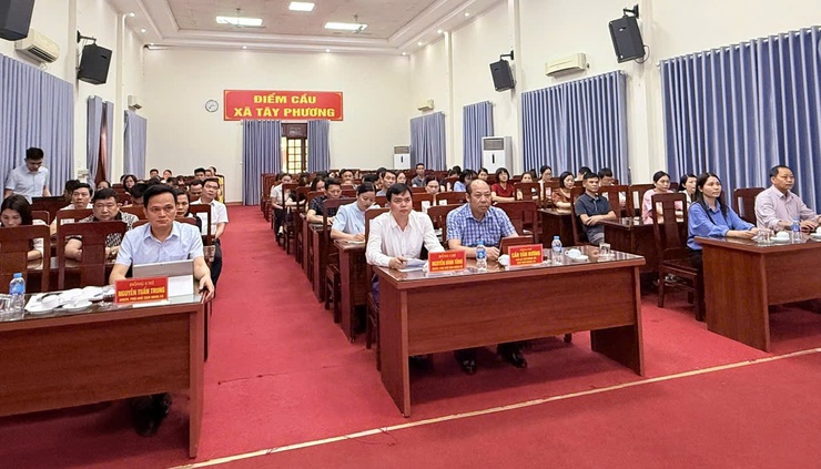 Xã Tây Phương tham dự Hội nghị trực tuyến toàn quốc triệt, triển khai Nghị quyết Trung ương 2 (khóa XIV)- Ảnh 2.